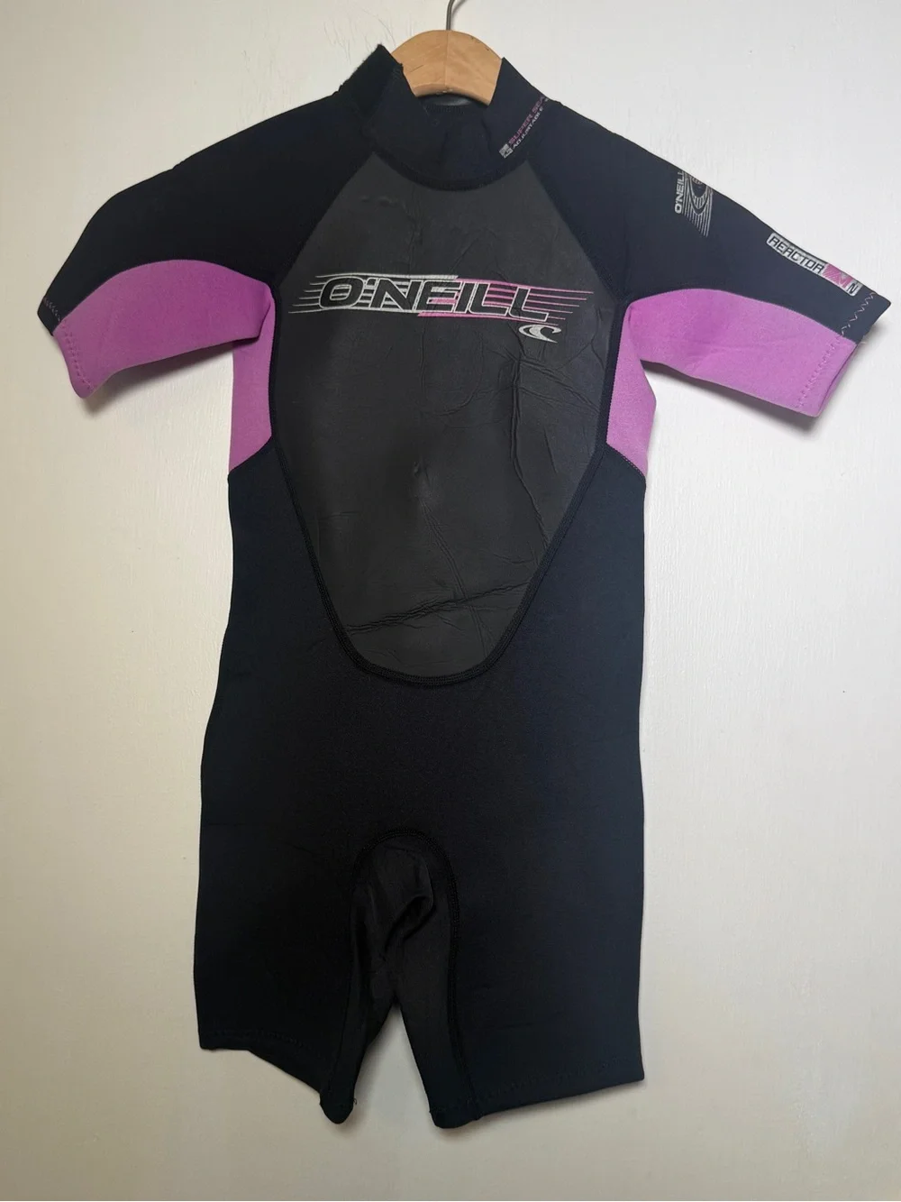 O'Neill Kids Short Sleeve Rashguard - Black & Purple Accents Size 6